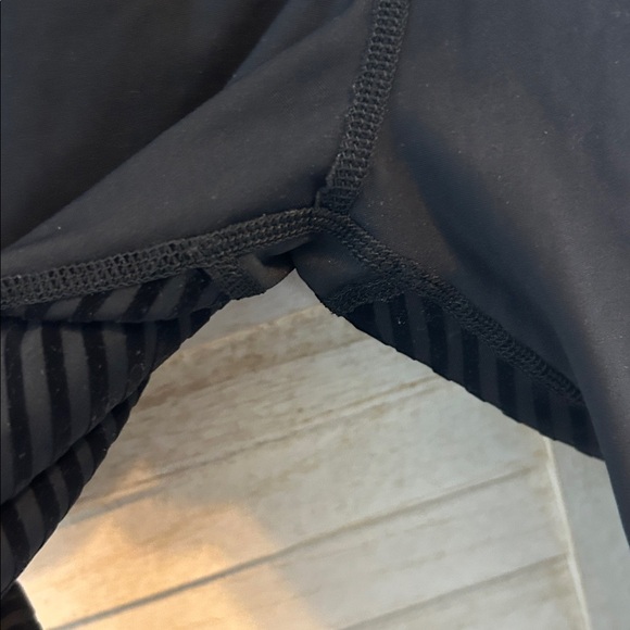 Fanka Body Sculpt High-Waisted Leggings. Size XS - Picture 9 of 10